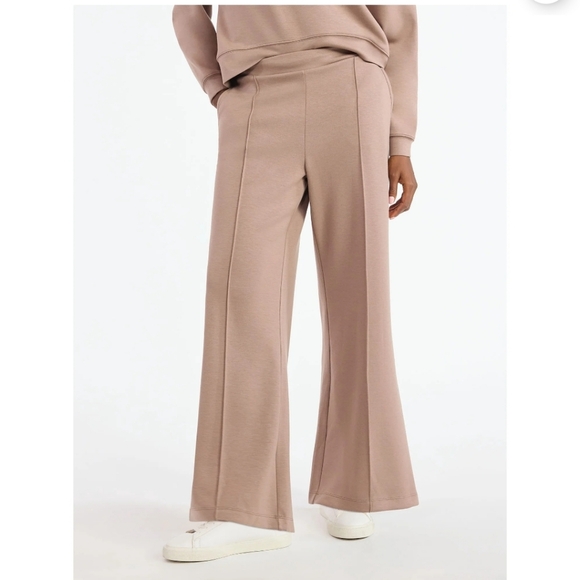Stylish Brown Wide-Leg Scoop Pants - Large - Picture 7 of 7